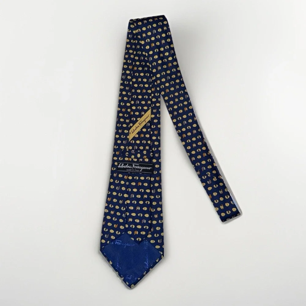Salvatore Ferragamo Vintage 100% Silk Tie Navy Blue Hatching Chicken Great Cond.